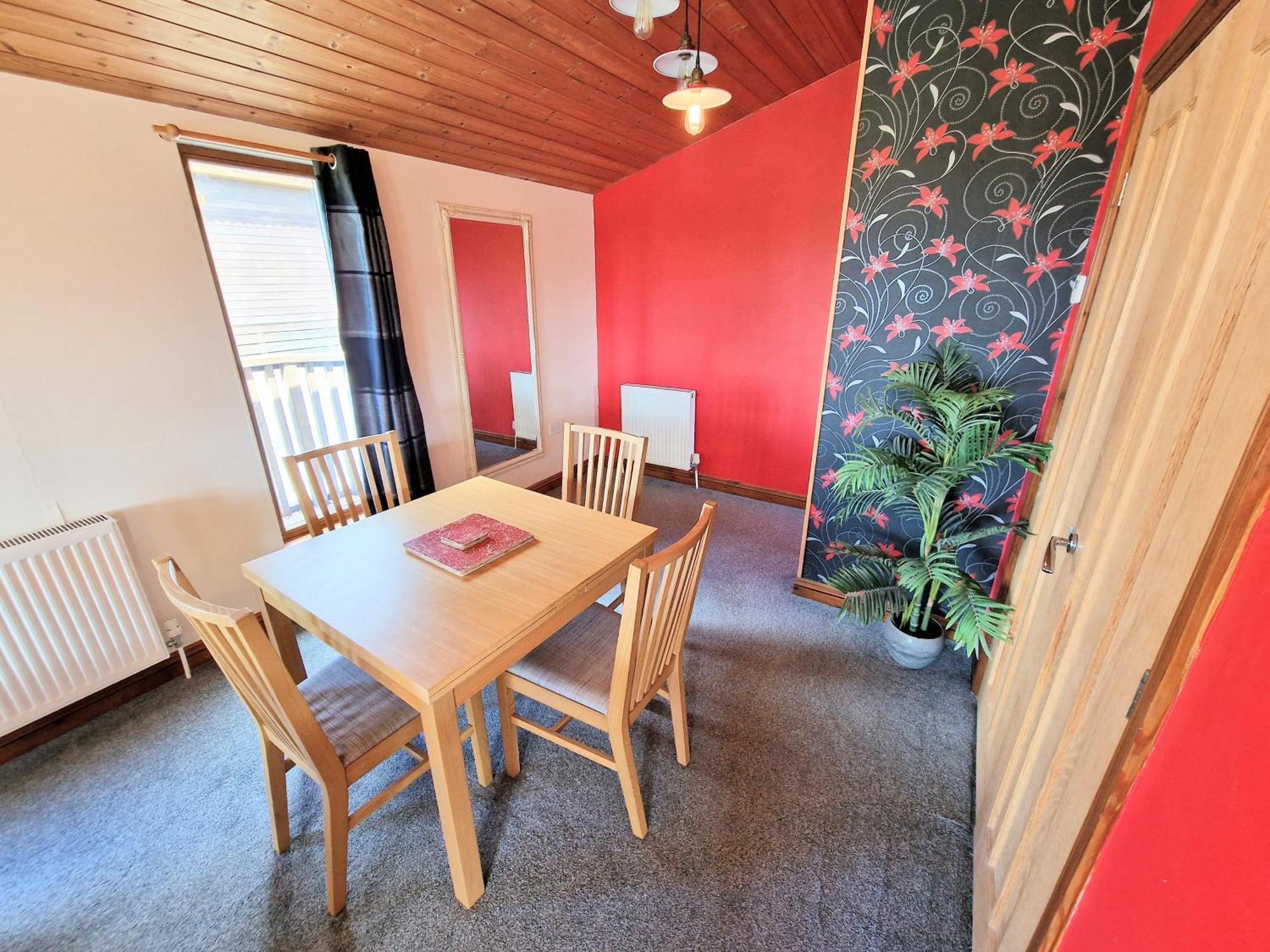 Kelty Lomond 4 With Private Hot Tub - Fife - Loch Leven - Lomond Hills 빌라 외부 사진